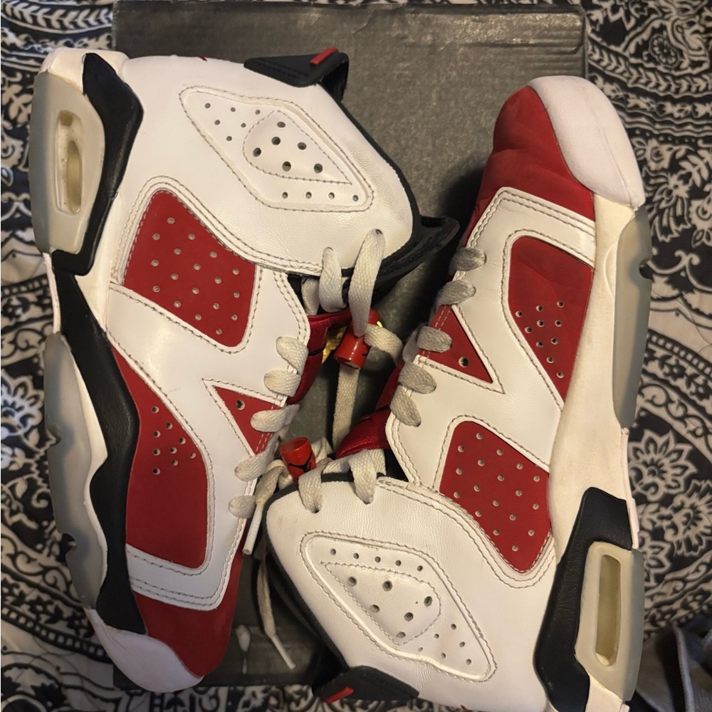 "Carmines" Jordan Air 6 Retro White and Black Sneakers